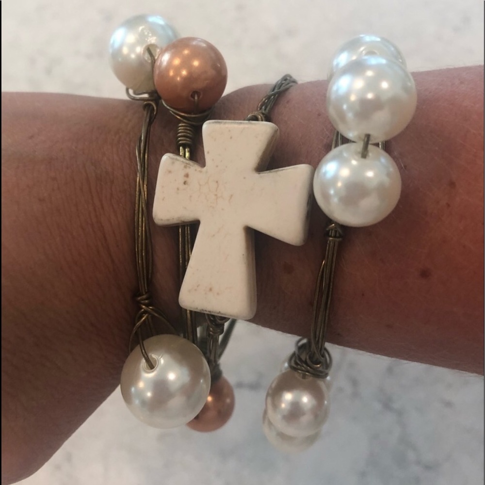 Wire Wrapped Bracelet w/Cross & Beads